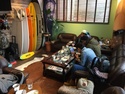 初・中級サーファーのサーフ&ピラティス ランチ&サーフ懇談会