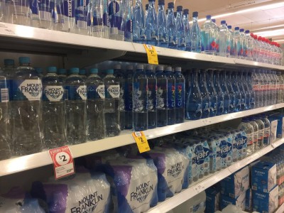 オーストラリア ヌーサの水売り