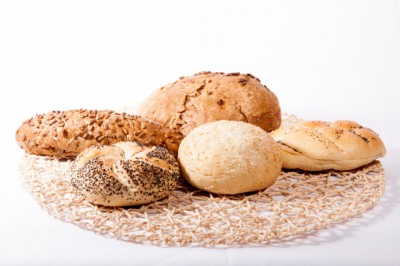 ダイエット中に選ぶべきパンの種類