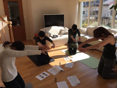 湘南美女会 首を動かす練習