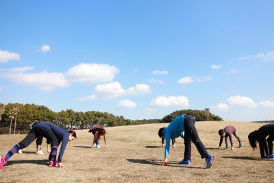 ヒップアップウォーキングの準備運動2