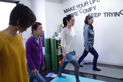 ヒップアップウォーキング講座の練習風景