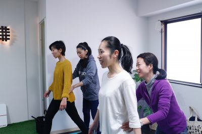 ヒップアップウォーキング講座の参加者様の様子