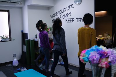 ヒップアップウォーキング講座の練習風景