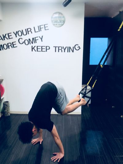 TRX うつ伏せでのエクササイズ