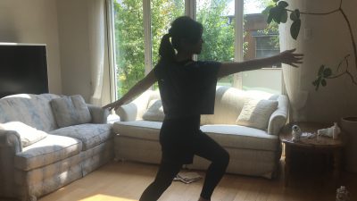 湘南美女会 歩行のシルエット