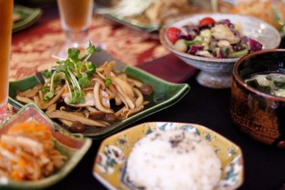 管理栄養士監修 お腹痩せランチ 1日に必要なタンパク質1/2量がとれる