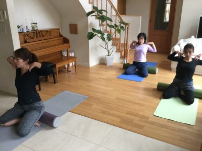 湘南美女会 肩甲骨のストレッチ