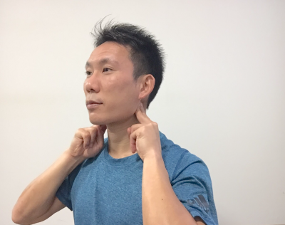 首前のつけ根ウォーミングアップ